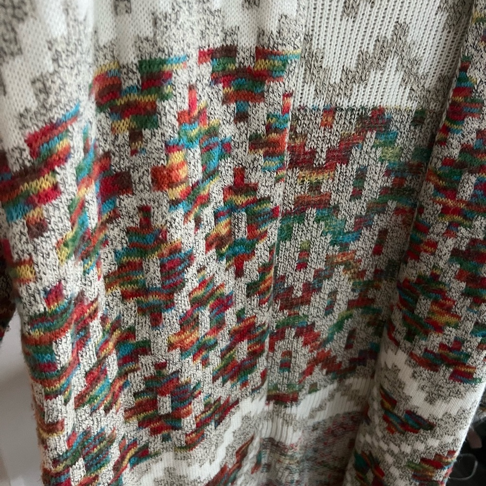 Multicolor Patterned Women's Sweater - Picture 2 of 3